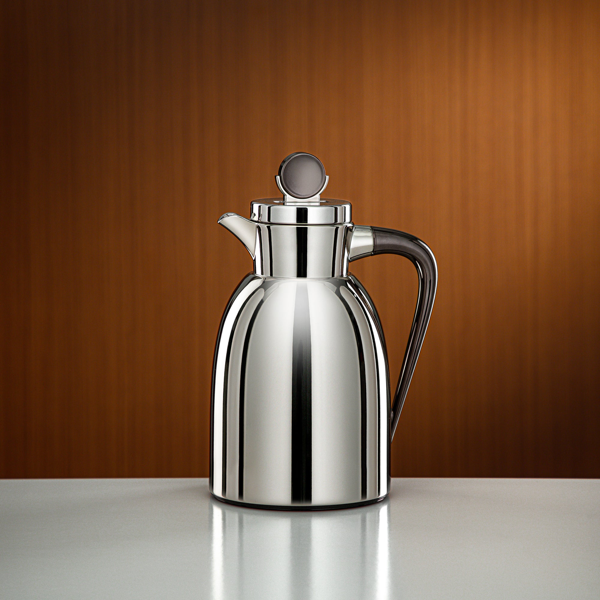 ترمس المرجان 1 لتر بلون النيكل والأسود الداكن