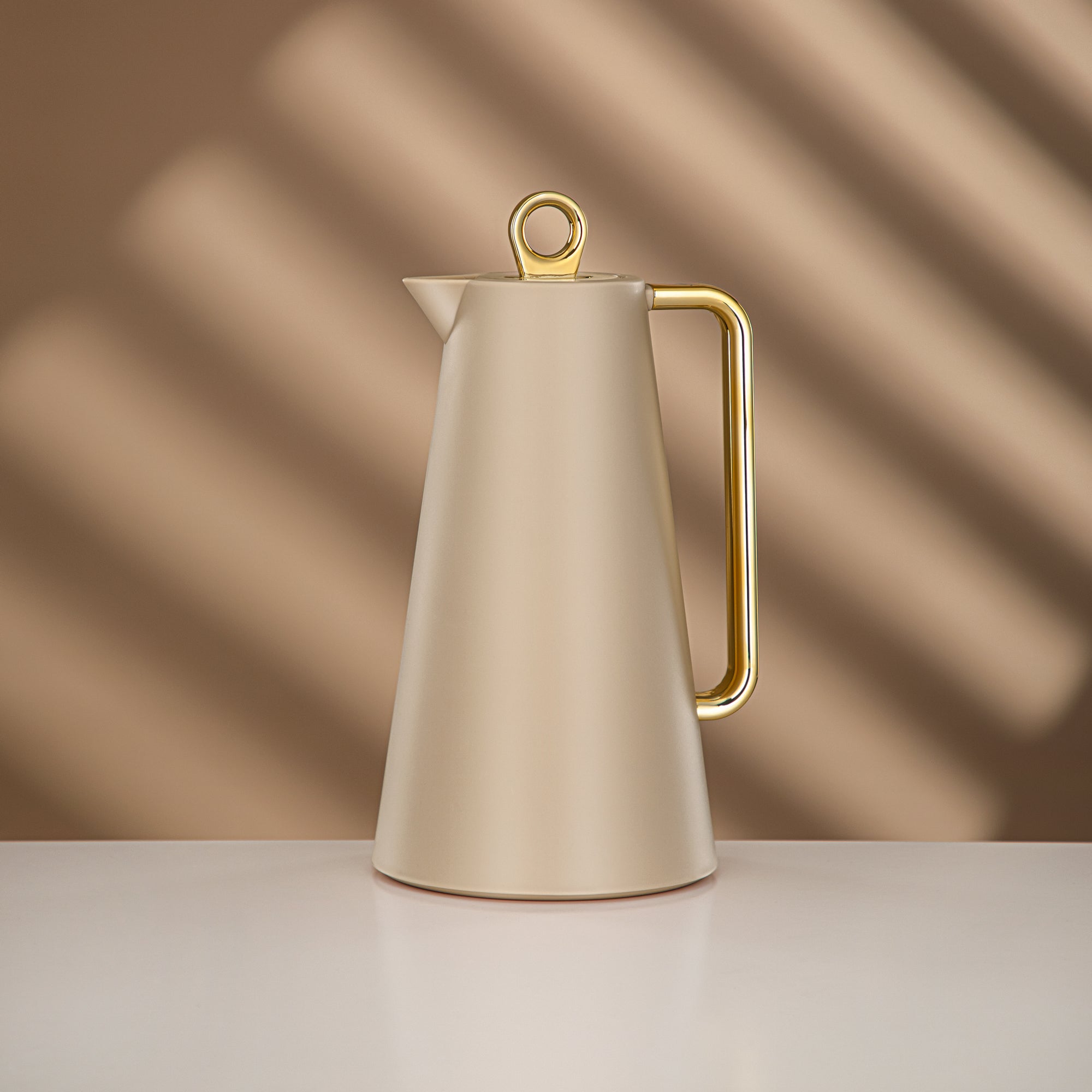Almarjan Vacuum Flask Set Beige & Gold