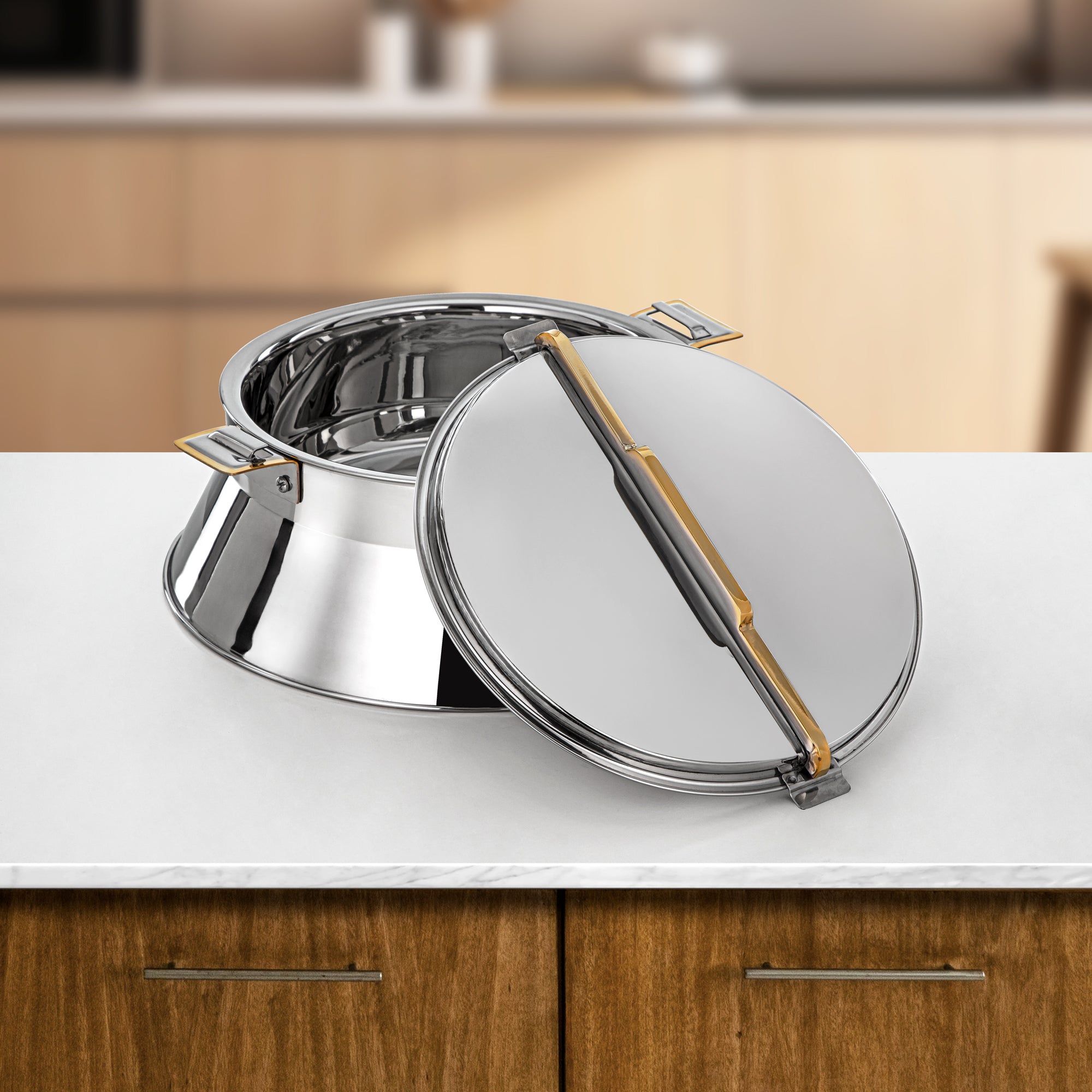 Almarjan Hot Pot Stainless Steel, 30CM (4000ML), Silver & Gold (H25PG8) - Dalal Collection