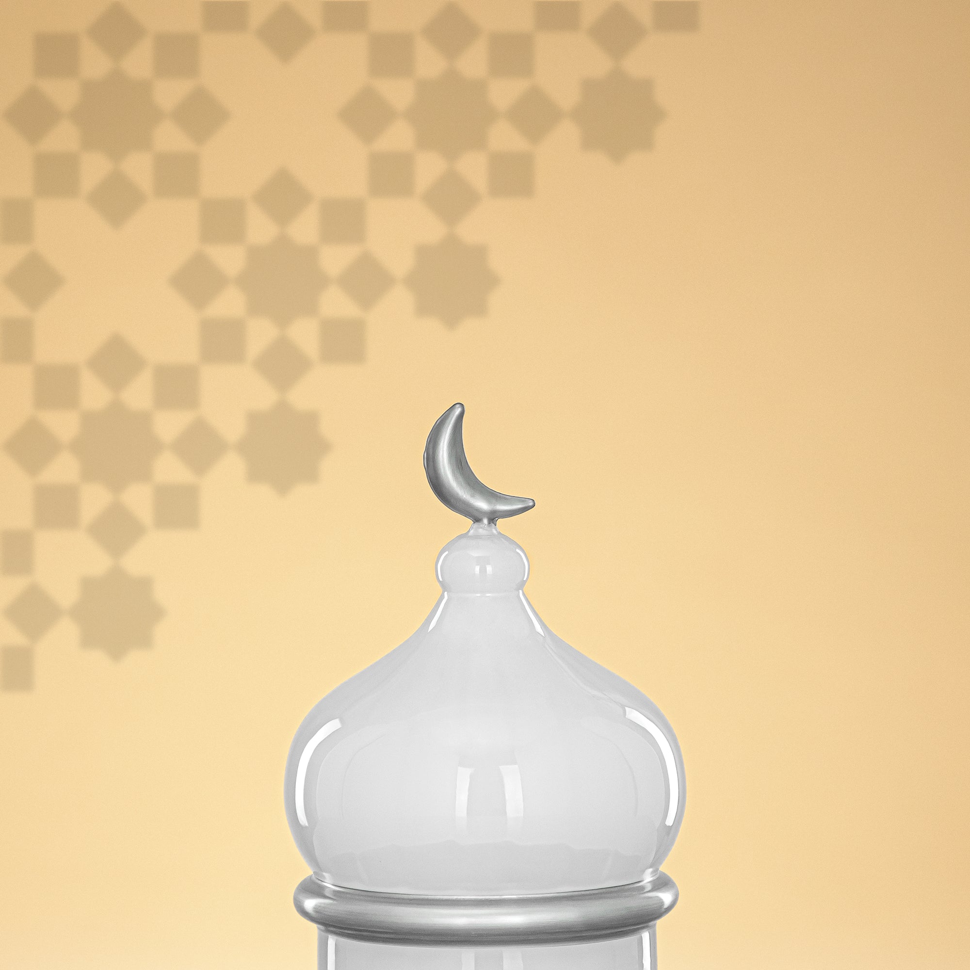 Almarjan Minaret Table Decoration 17cm x 11cm White with Silver Lines & Crescent Moon – Noor Al Layali