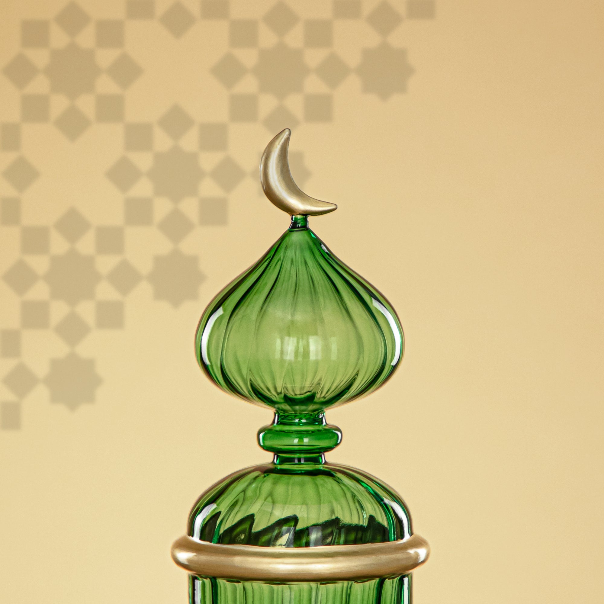 Almarjan Minaret Table Decoration 22cm x 10cm Transparent Green with Golden Lines & Crescent Moon – Noor Al Layali