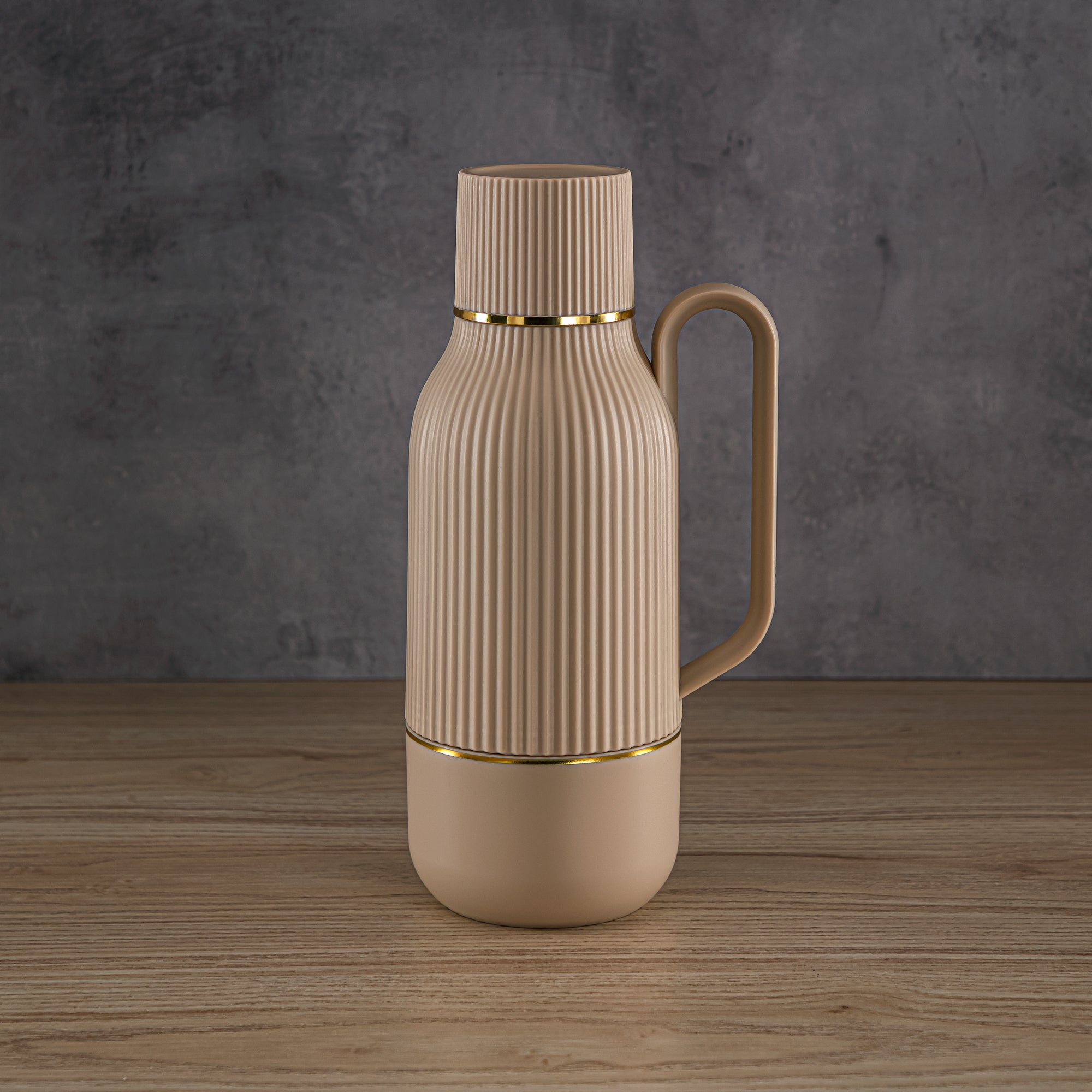 Almarjan 1 Liter Vacuum Flask Beige & Gold - GT102 MBGG