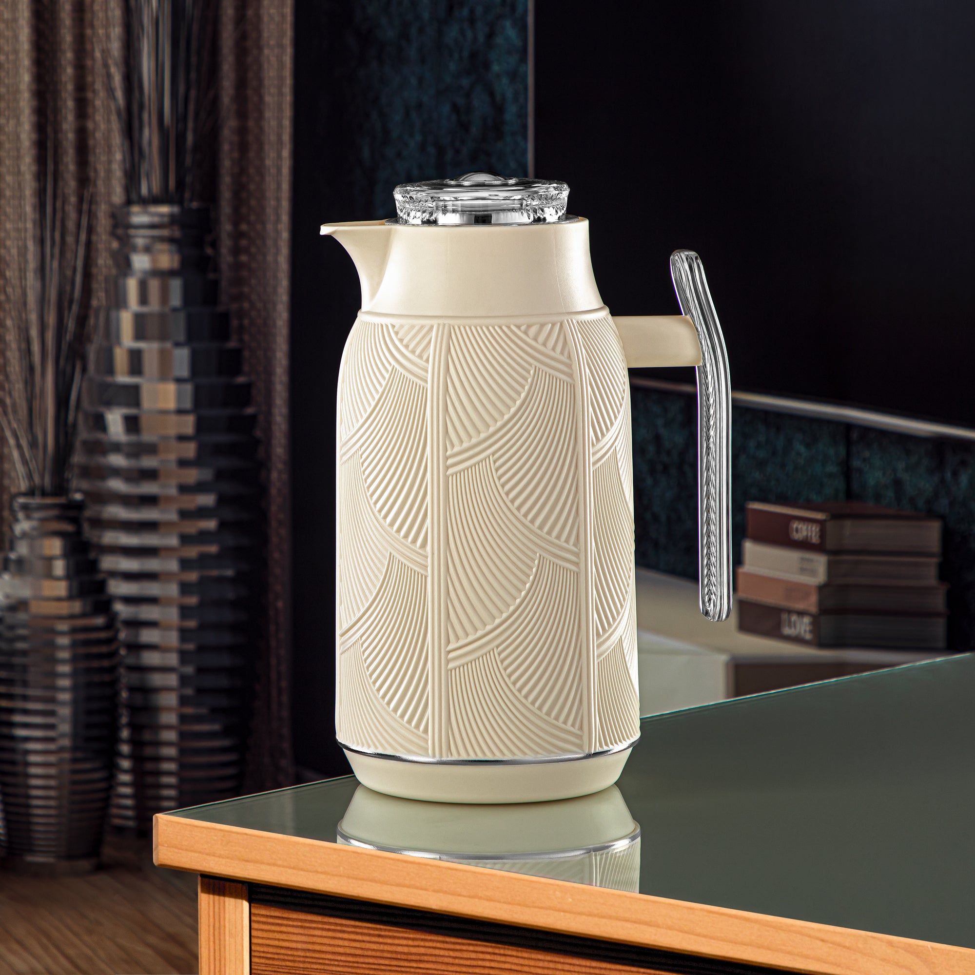 Almarjan 1 Liter Vacuum Flask Ivory & Silver - GT113-100 IV/C