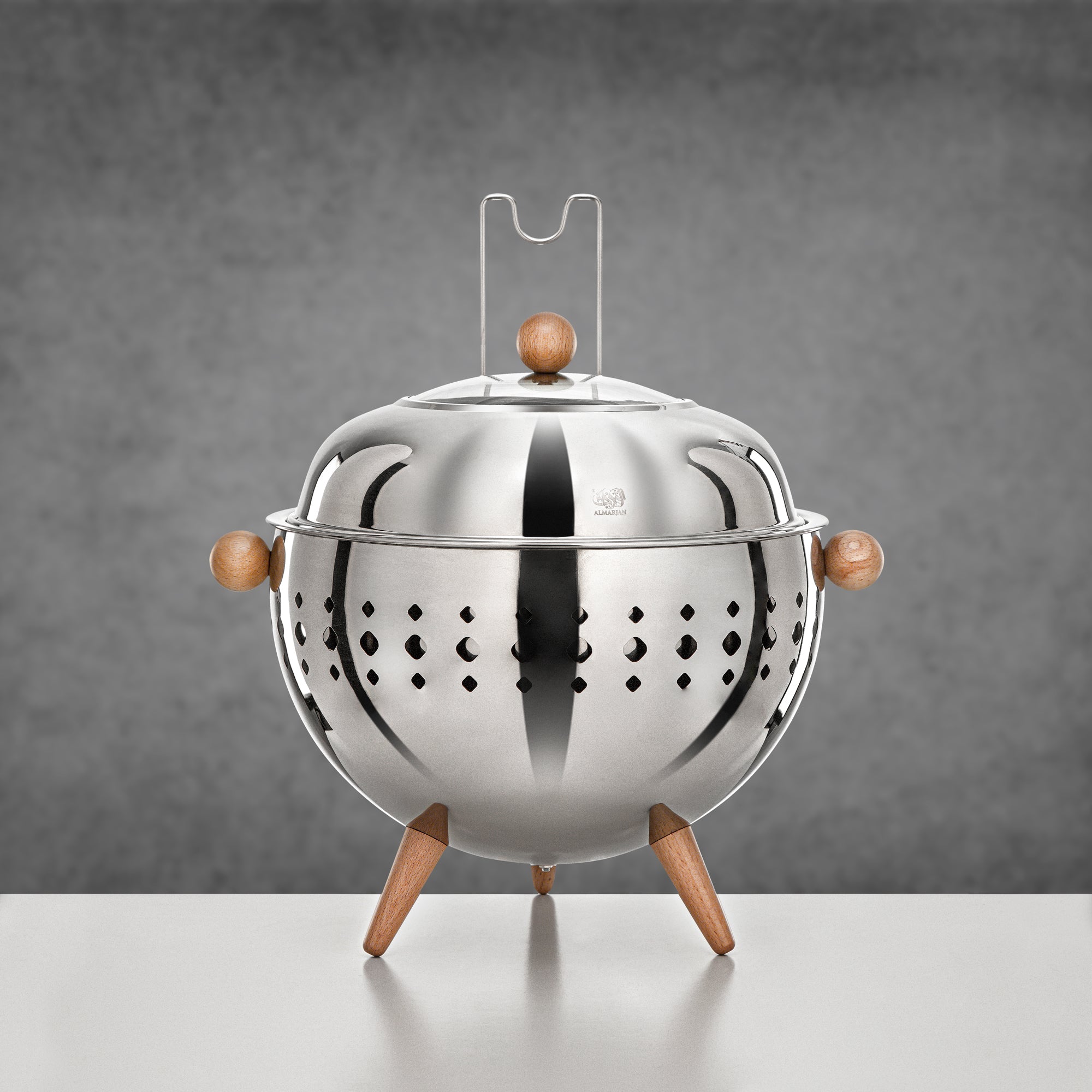 Almarjan Chafing Dish 4L Silver Mirror Polish with Wood Handles