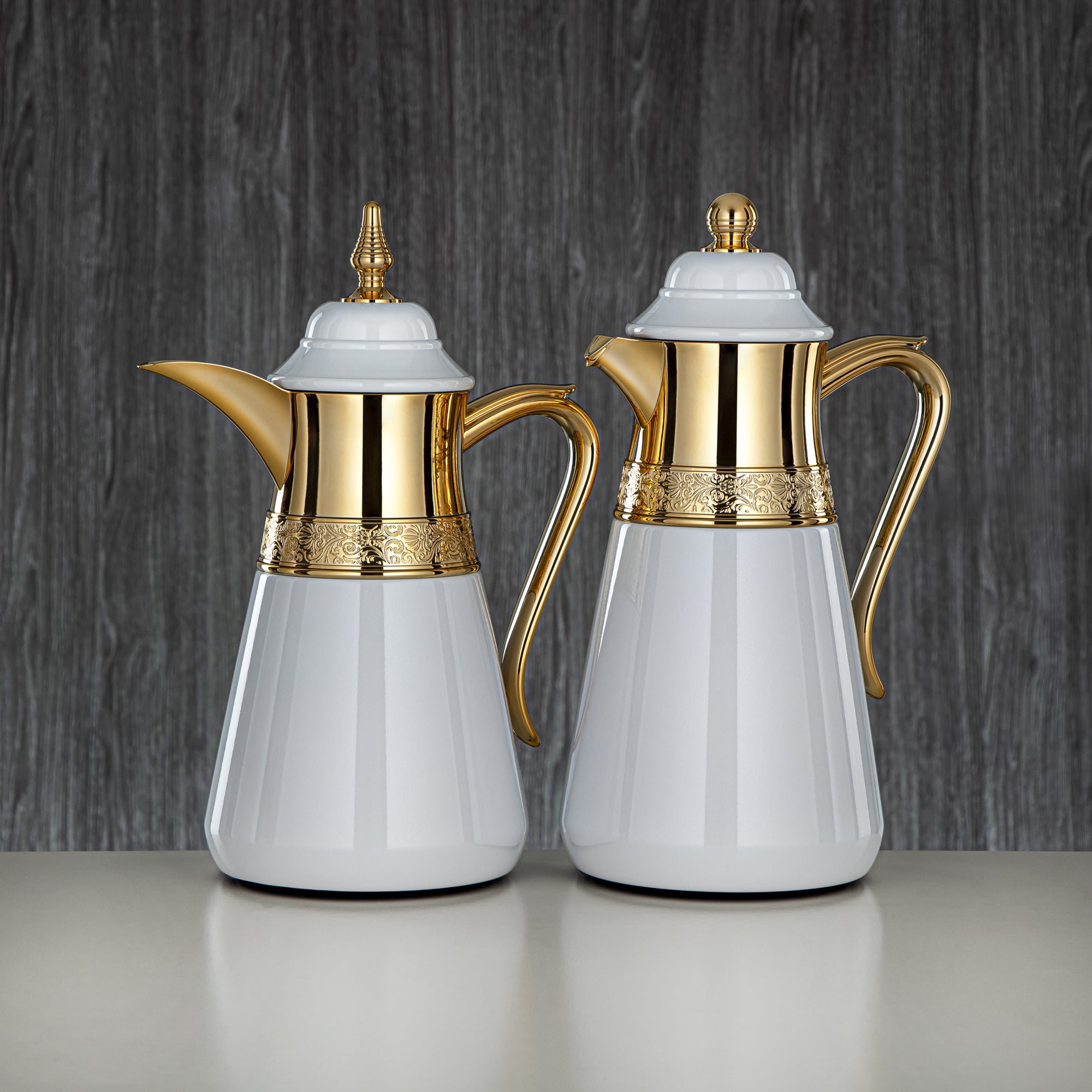 Almarjan Vacuum Flask Set, 0.7L + 1L, White & Gold (UMC-A0700/B1000 Q1ZC95) - Classic & Elegant