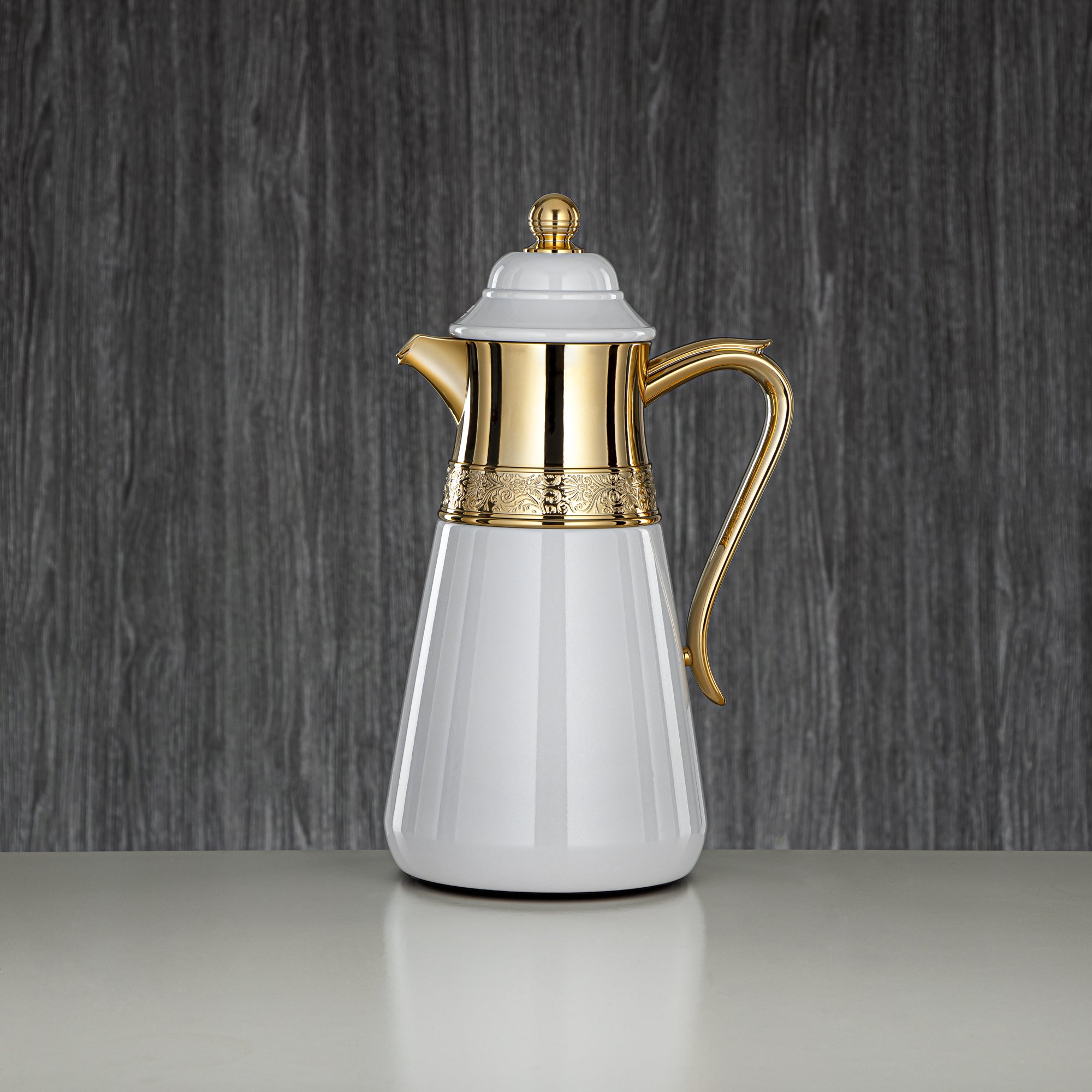 Almarjan Vacuum Flask Set, 0.7L + 1L, White & Gold (UMC-A0700/B1000 Q1ZC95) - Classic & Elegant