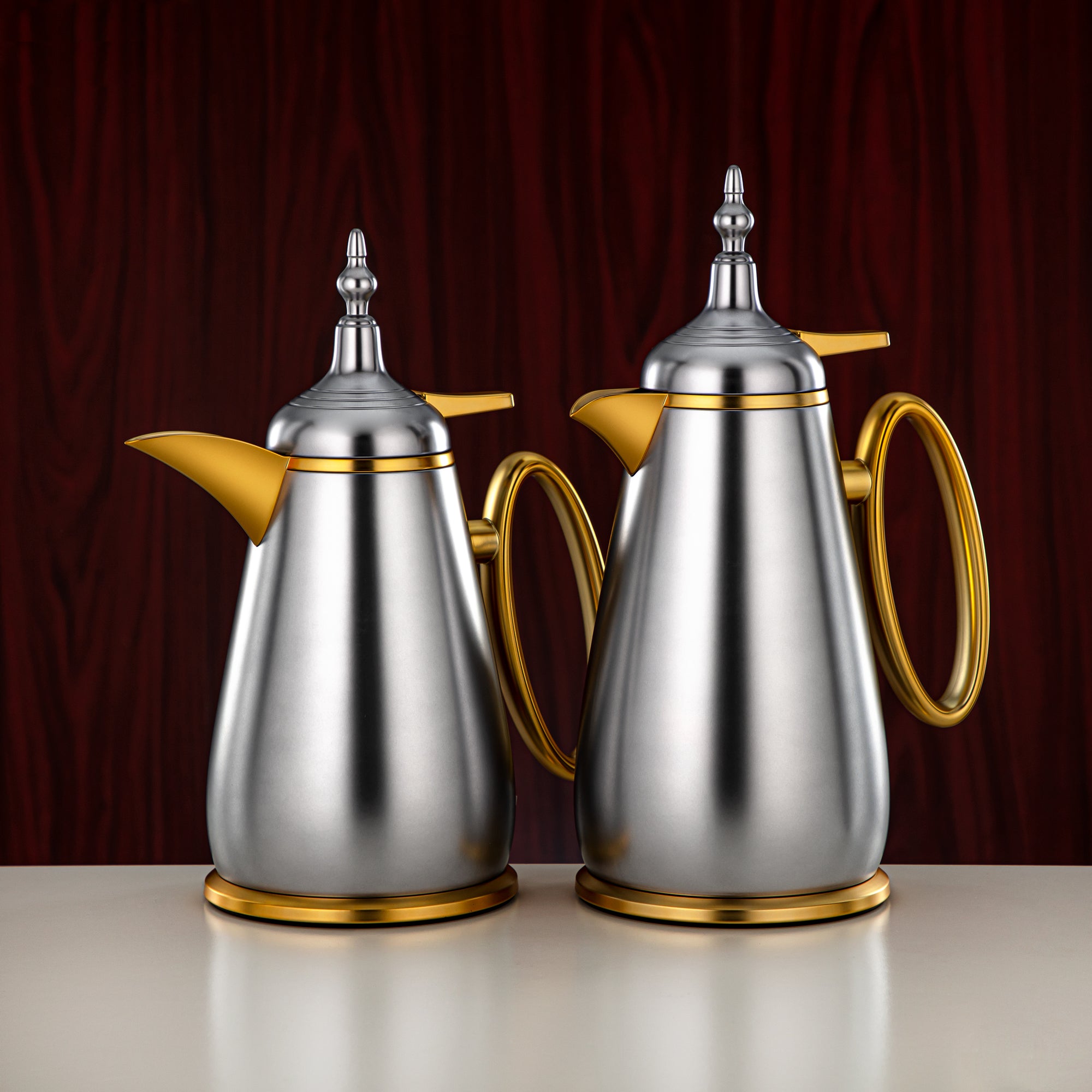 Almarjan Vacuum Flask & Tea Set Matt Silver & Matt Gold 20-Piece (UOP-A0700/B1000E23E22 + 18PCS SET-ZQDL) – Elegant Serving | Ramadan & Gatherings