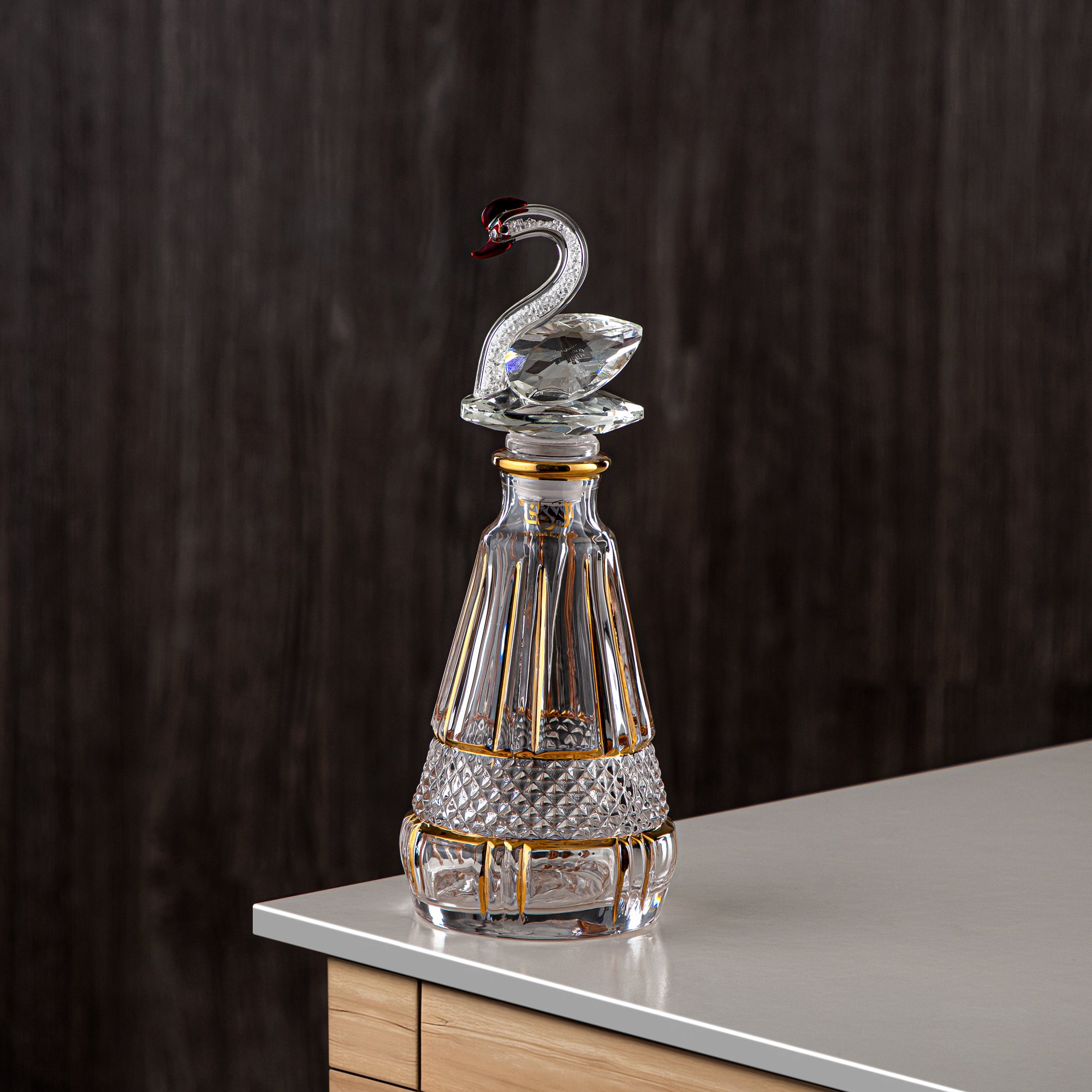 زجاجة عطر المرجان 200 مل (VR-D41-4-Golden) - زجاج بمقبض بجعة | مجموعة البجعة