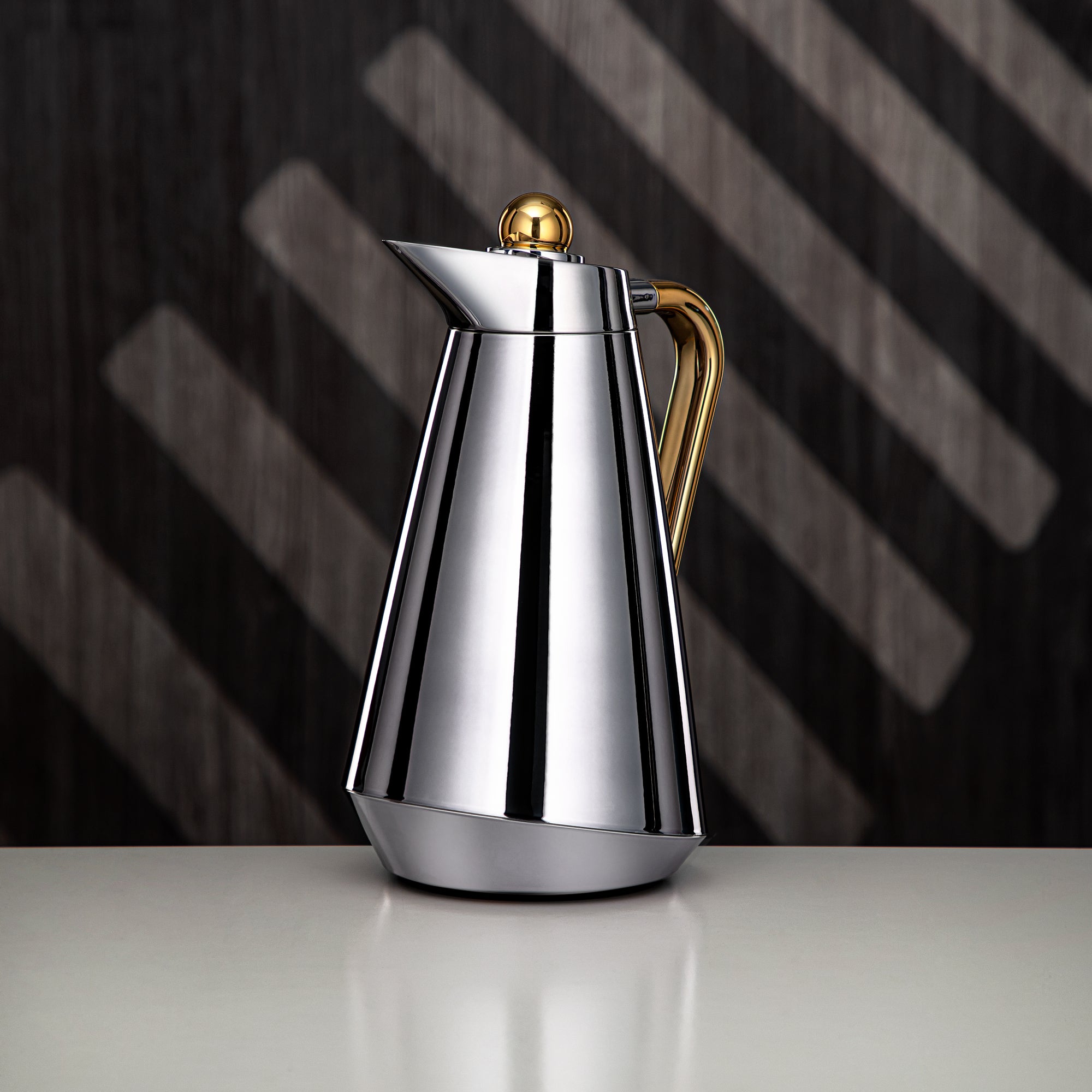 Almarjan Vacuum Flask Set Silver & Gold (VSP-0700/1000 CC95)